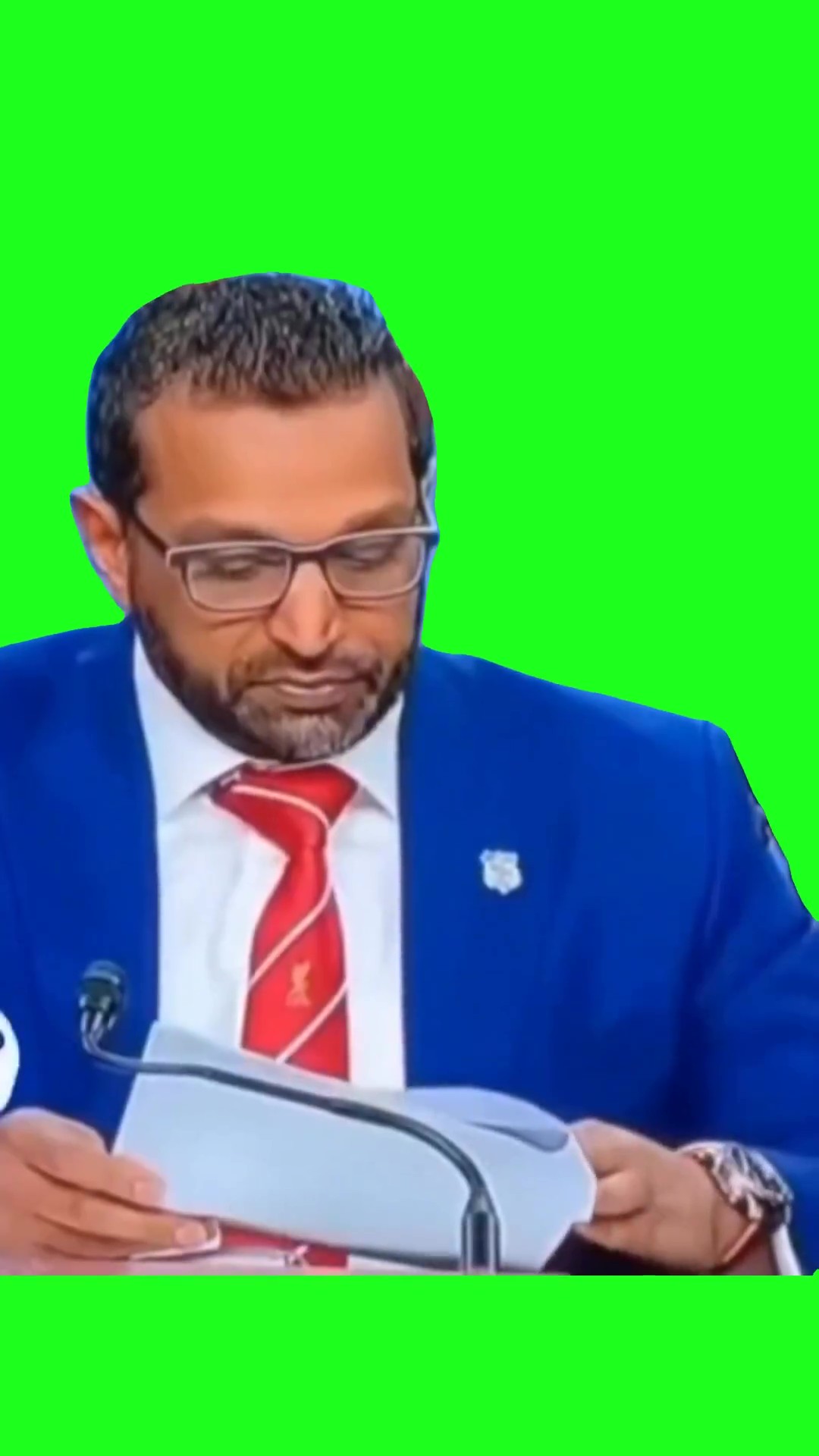 Kash reading paper green screen