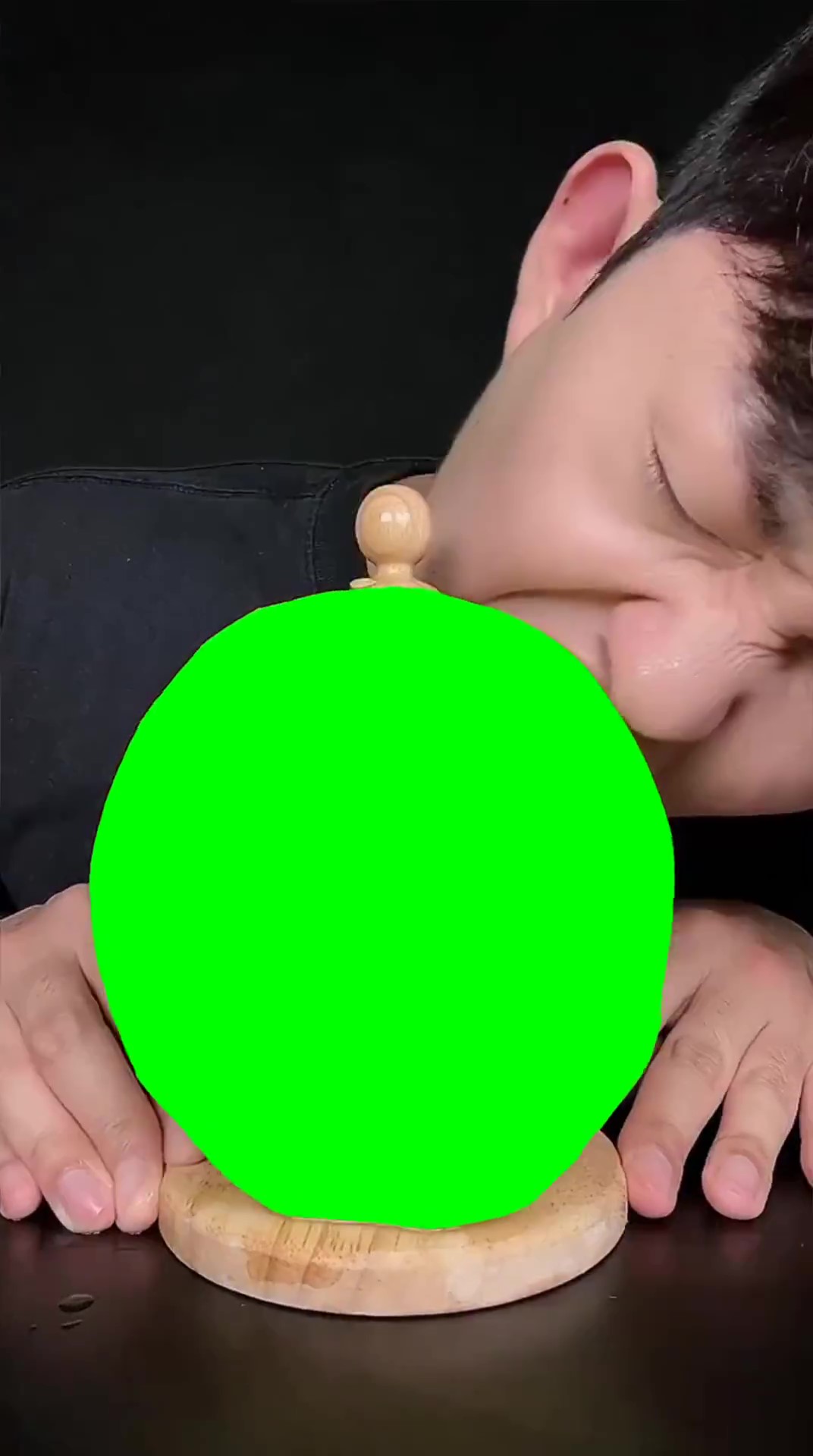 Man eating v 2.0