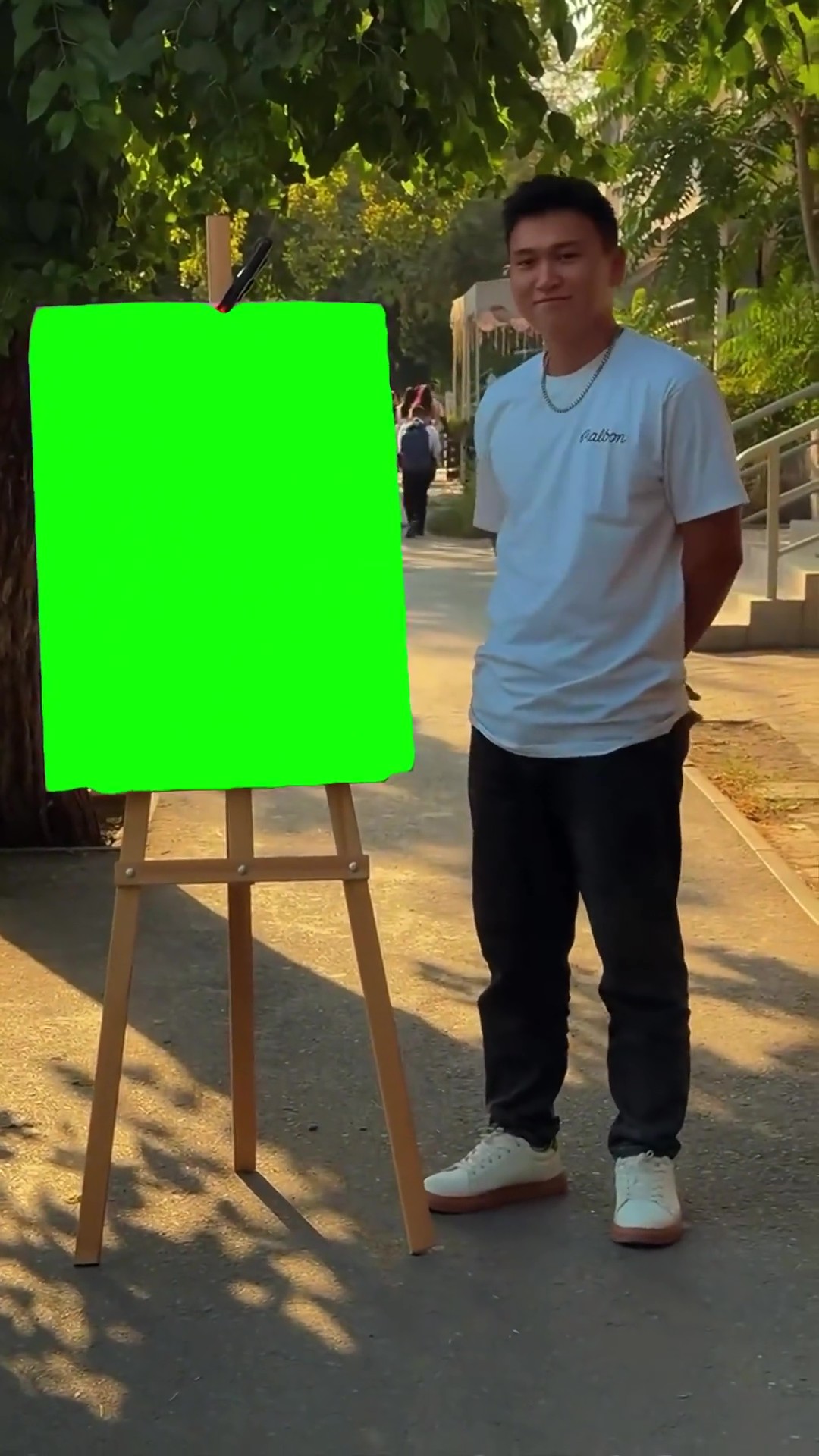 Painting reveal green screen